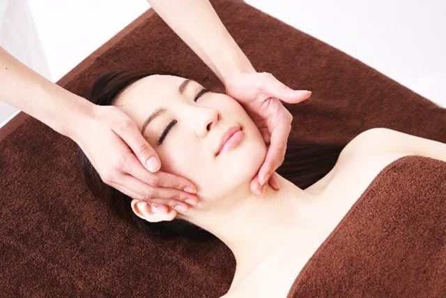 フェイシャルトリートメント