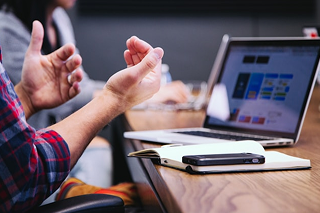 会議後の懇親会